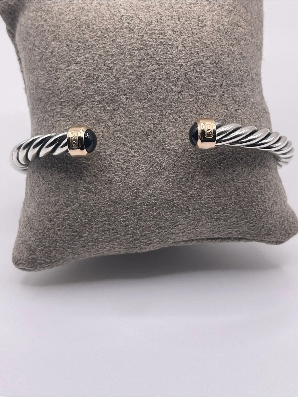 David Yurman Cable Cuff Bracelet with 18K Yellow Gold and Black Onyx, 6mm